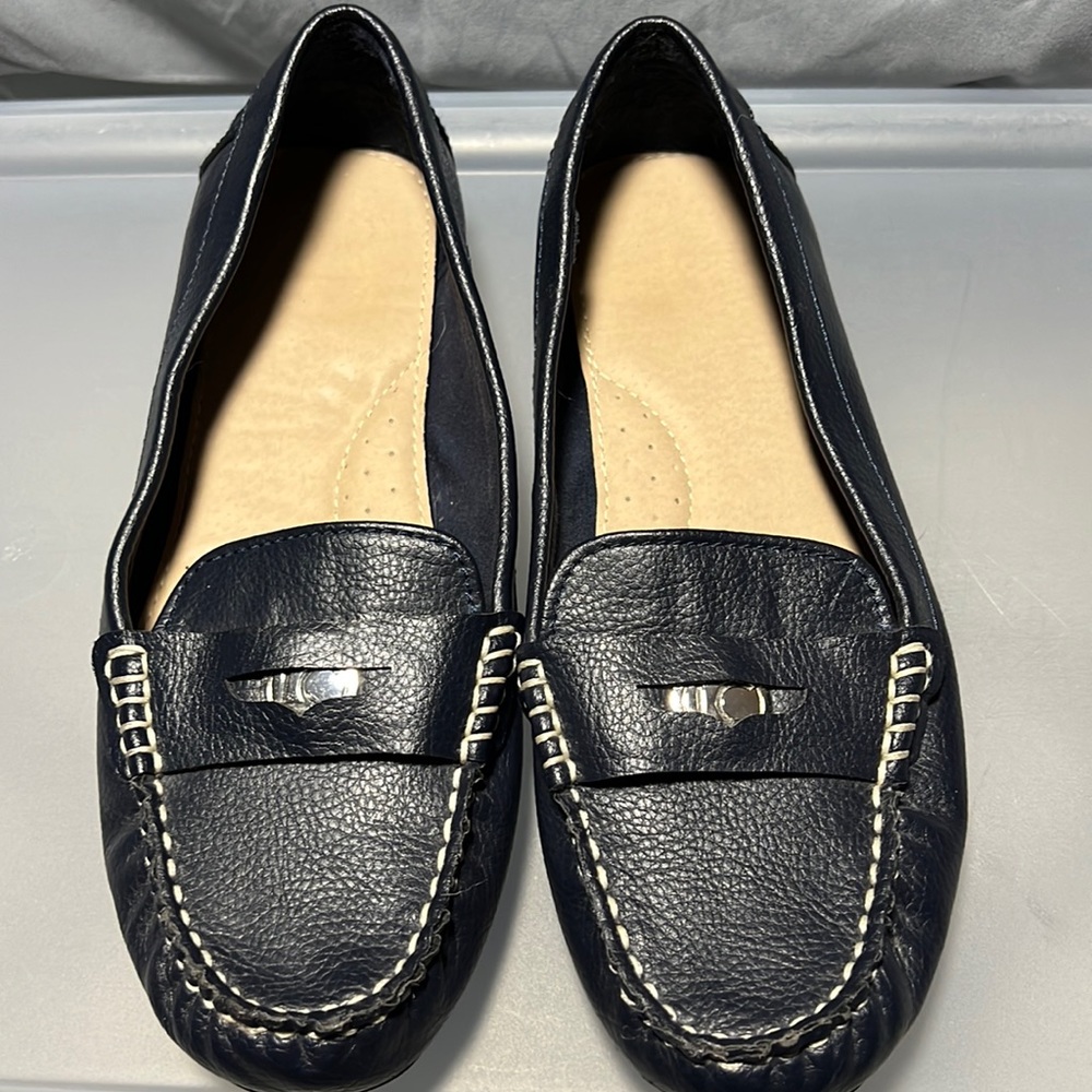 Liz Claiborne blue flats